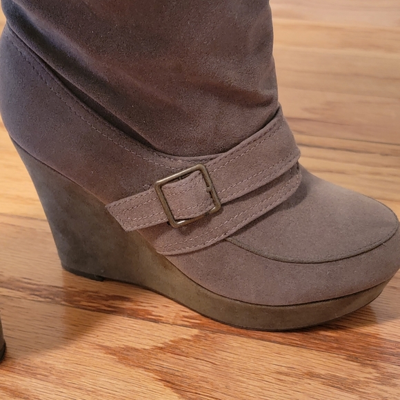 Victoria's Secret sexy ruched below knee wedge boots - Picture 2 of 7